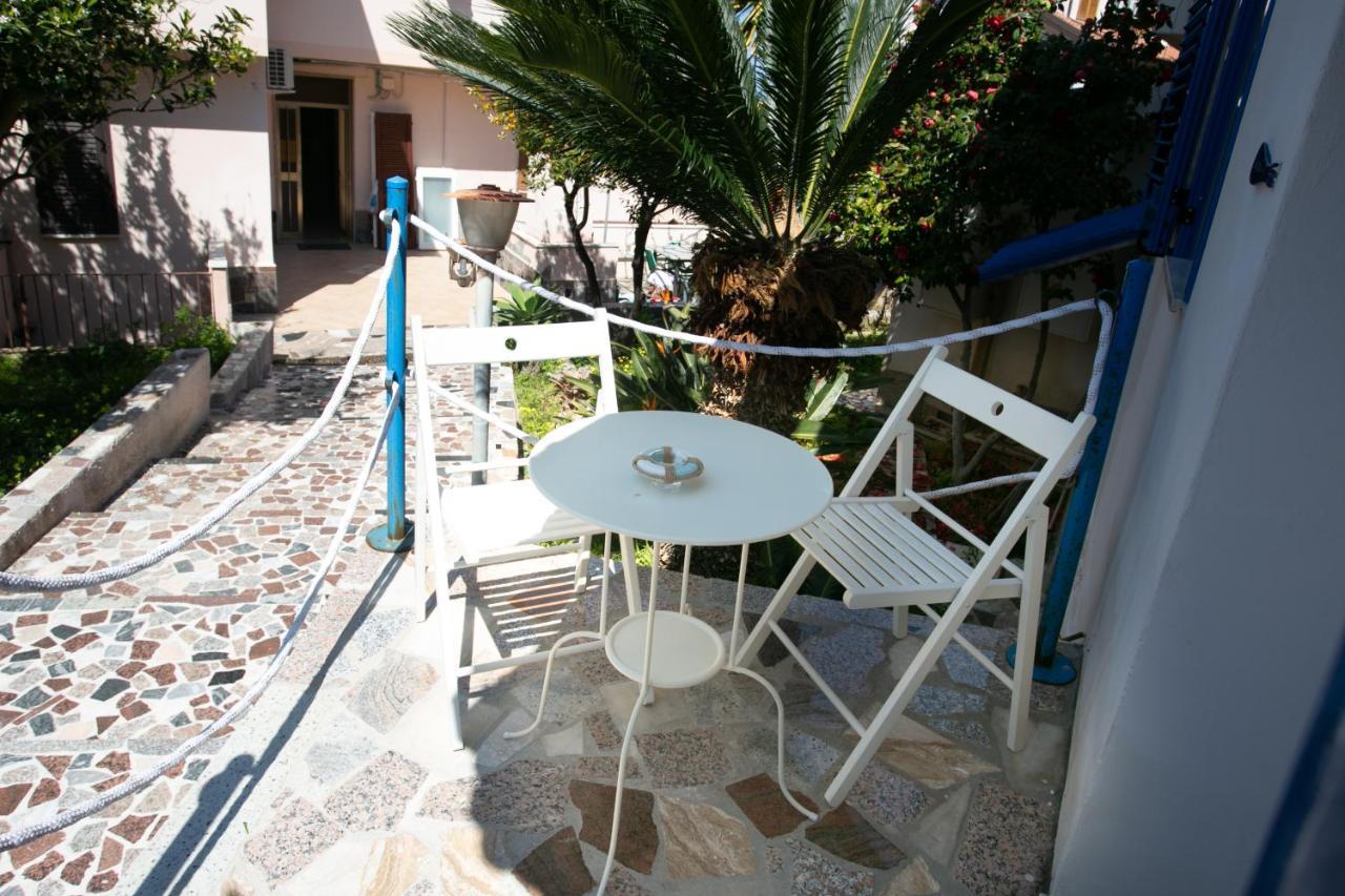 Dilettaanna Luxury Apartment Lipari تروبيا المظهر الخارجي الصورة